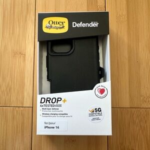 OtterBox Defender Series Black Case for iPhone 16